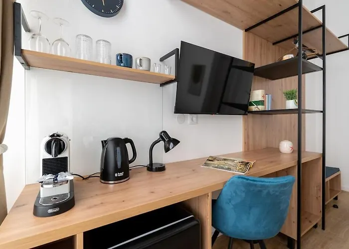 Suite, Self Check-in By Hm *